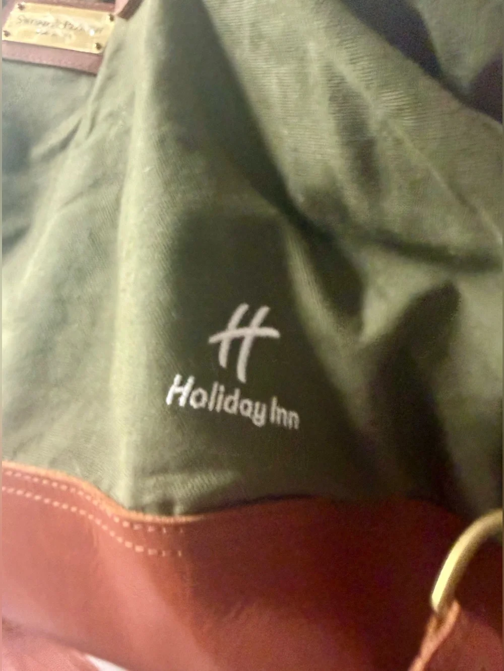 SWORD & PLOW HOLIDAY INN BRANDED GREEN CANVAS/LEATHER CAMO LINED DUFFLE BAG~NWT